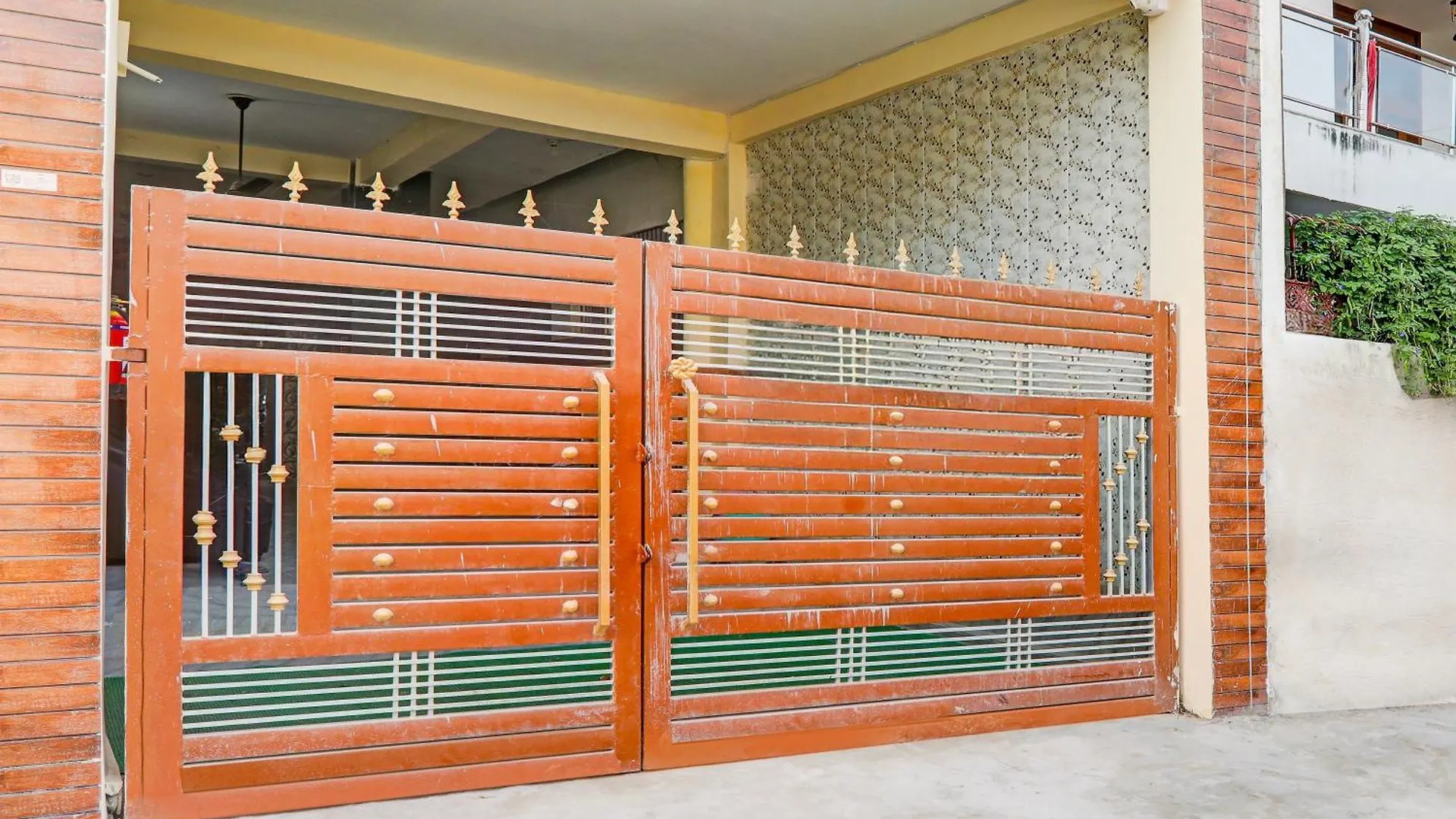 Super Hotel O Sudhirpur Near Phonix Hospital فاراناسي 0*,  الهند