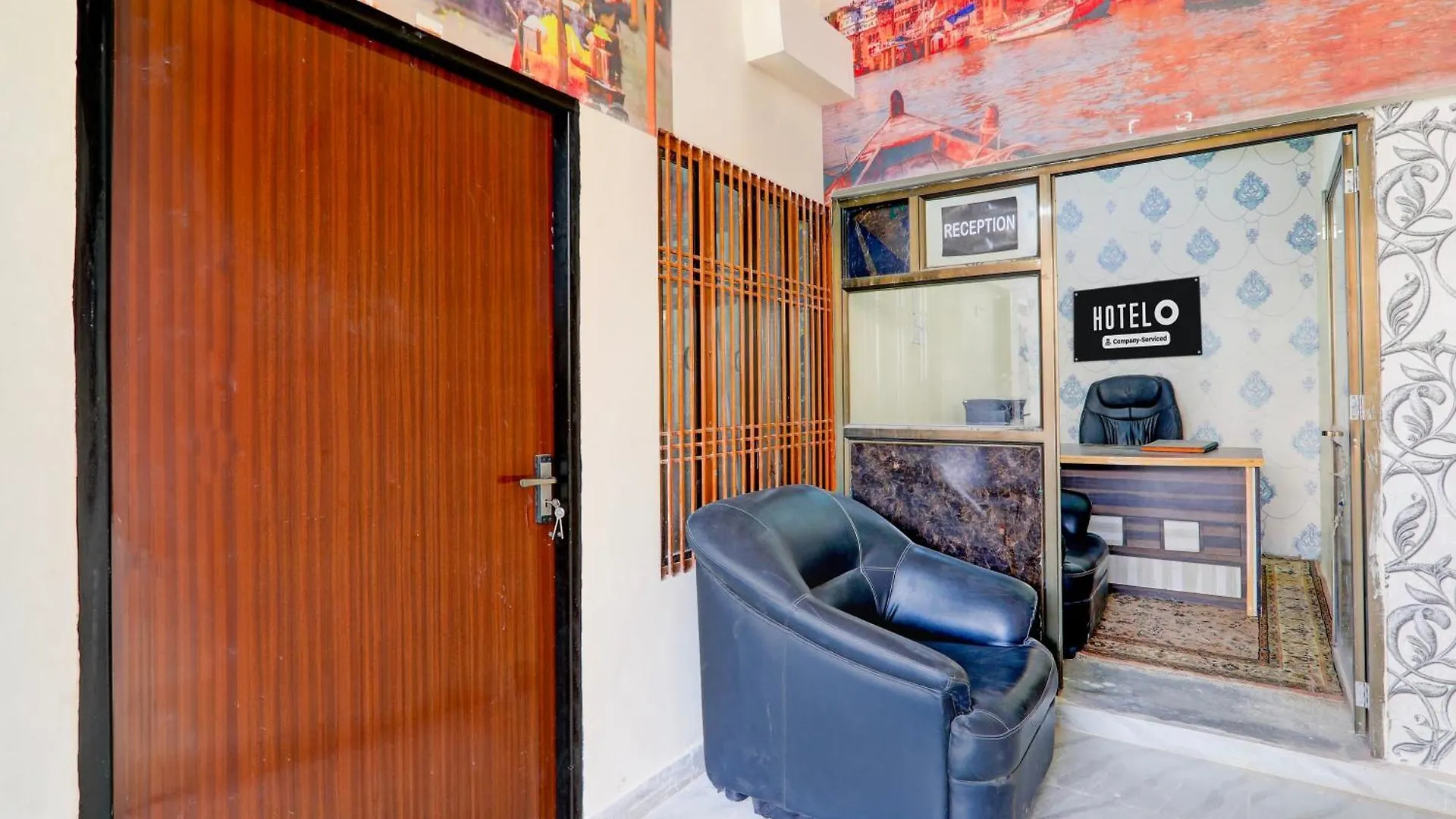 Super Hotel O Sudhirpur Near Phonix Hospital فاراناسي 0*,  الهند